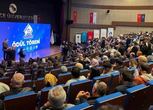 Düzce Uluslararası Konuralp Film Festivalinde ödüller sahiplerini buldu