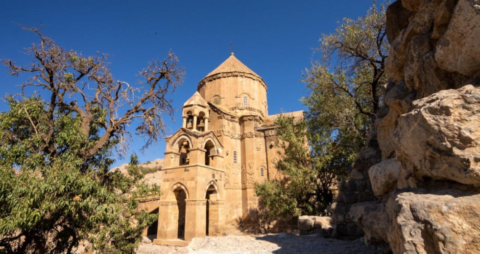 Van Kültür Yolu Festivali sanatla kapılarını açtı