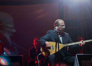 Neşet Ertaş türküleri değerleri öğretiyor