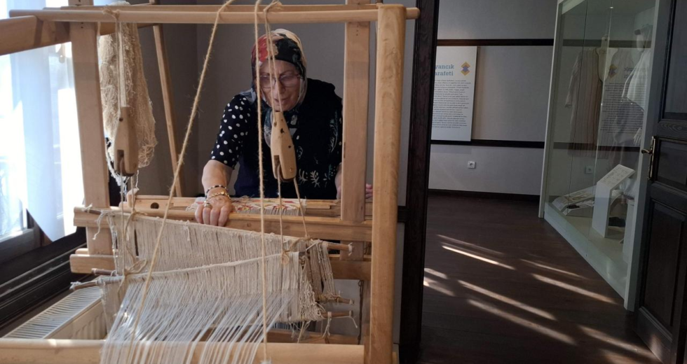 Türkiye'nin ilk keten müzesi ziyaretçilerini ağırlamayı sürdürüyor