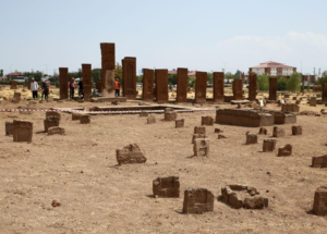 Selçuklu Meydan Mezarlığı'nda ortaya çıkarılan mezar sayısı 10 bini aştı