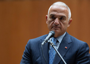 Bakan Ersoy: Bu yılın Türkiyeİran Kültür Yılı olarak kutlanmasına karar verildi