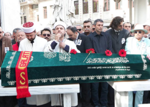 Yeşilçam'ın ünlü ismi Engin Çağlar son yolcuğuna uğurlandı