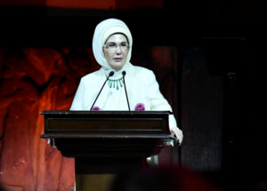 Emine Erdoğan'dan 5. İstanbul Eğitim Zirvesi paylaşımı