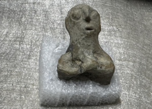 Elazığ'da 7 bin 500 yıllık taş mühür gün yüzüne çıkarıldı