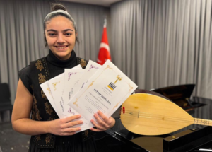 Zeynep'ten uluslararası başarı: 3 yarışmada 9 ödül