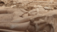 Olympos'ta aristokrat bir kadına ait anıtsal mezar bulundu