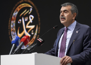 Bakan Tekin: Yapay zeka ve teknolojinin eğitim öğretim süreçlerinde kullanımı çok önemli