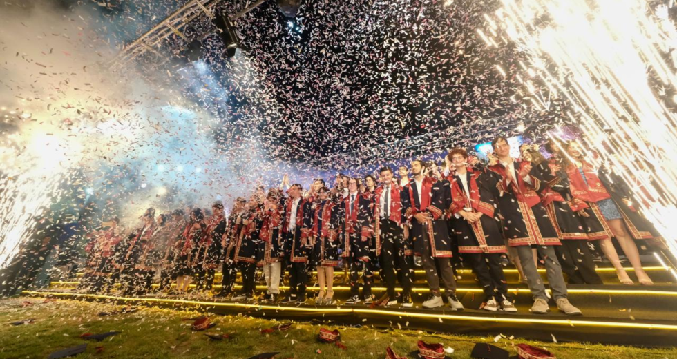 TÜBİTAK Fen Lisesi ilk mezunlarını verdi