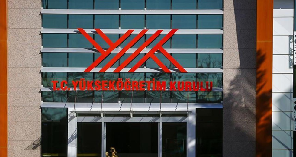 YÖK'ten vakıf üniversitelerine uyarı: Öğrenim ücreti artışı yüzde 25'i geçemeyecek